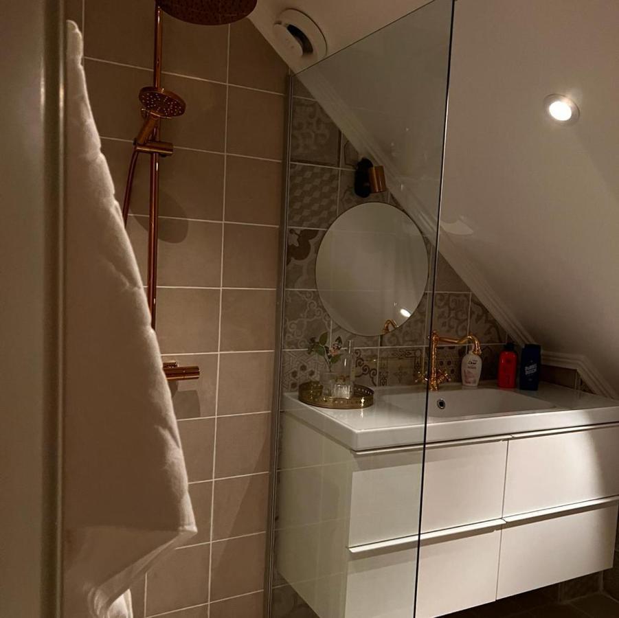 Sunnansjo Gard Guest House Katrineholm Bagian luar foto